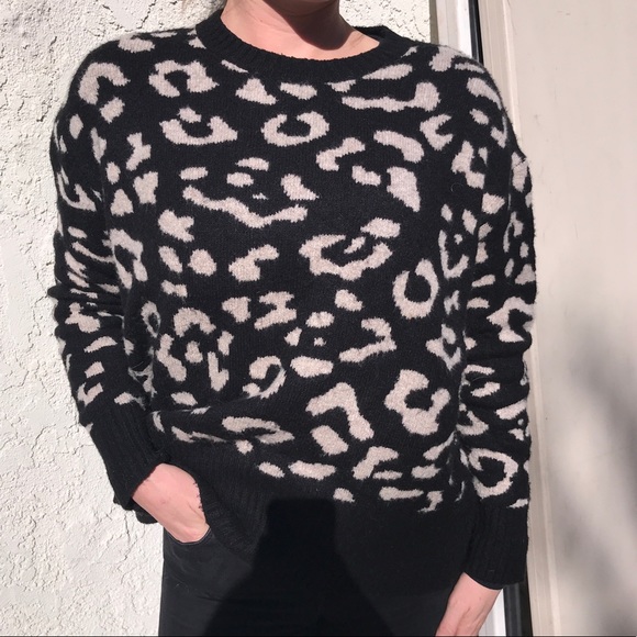 Zara Sweaters - Leopard cozy sweater